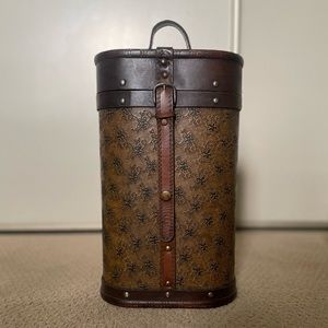 Wood and leather vintage wine bottle carrying case